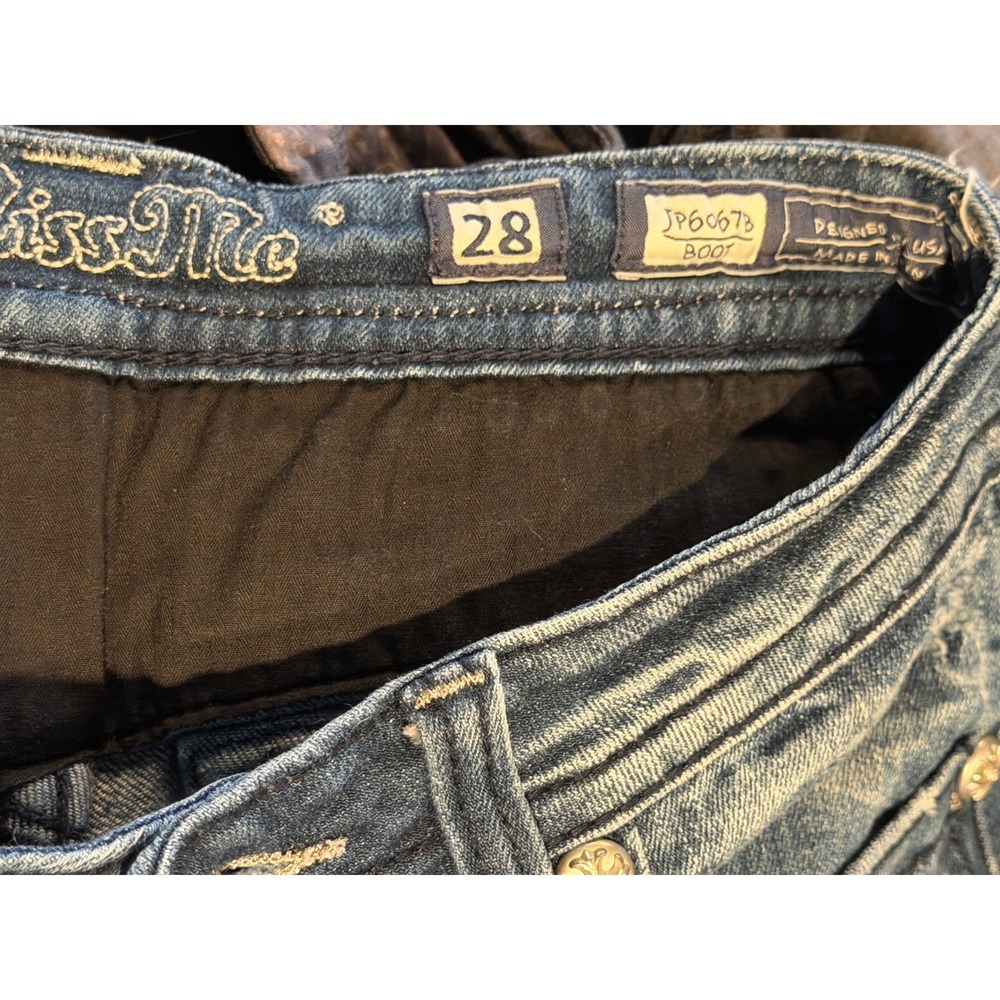 Miss Me Embellished Bling Bootcut Jeans Low Rise 28x34 (28x30) Western Y2K BKE - Picture 4 of 11